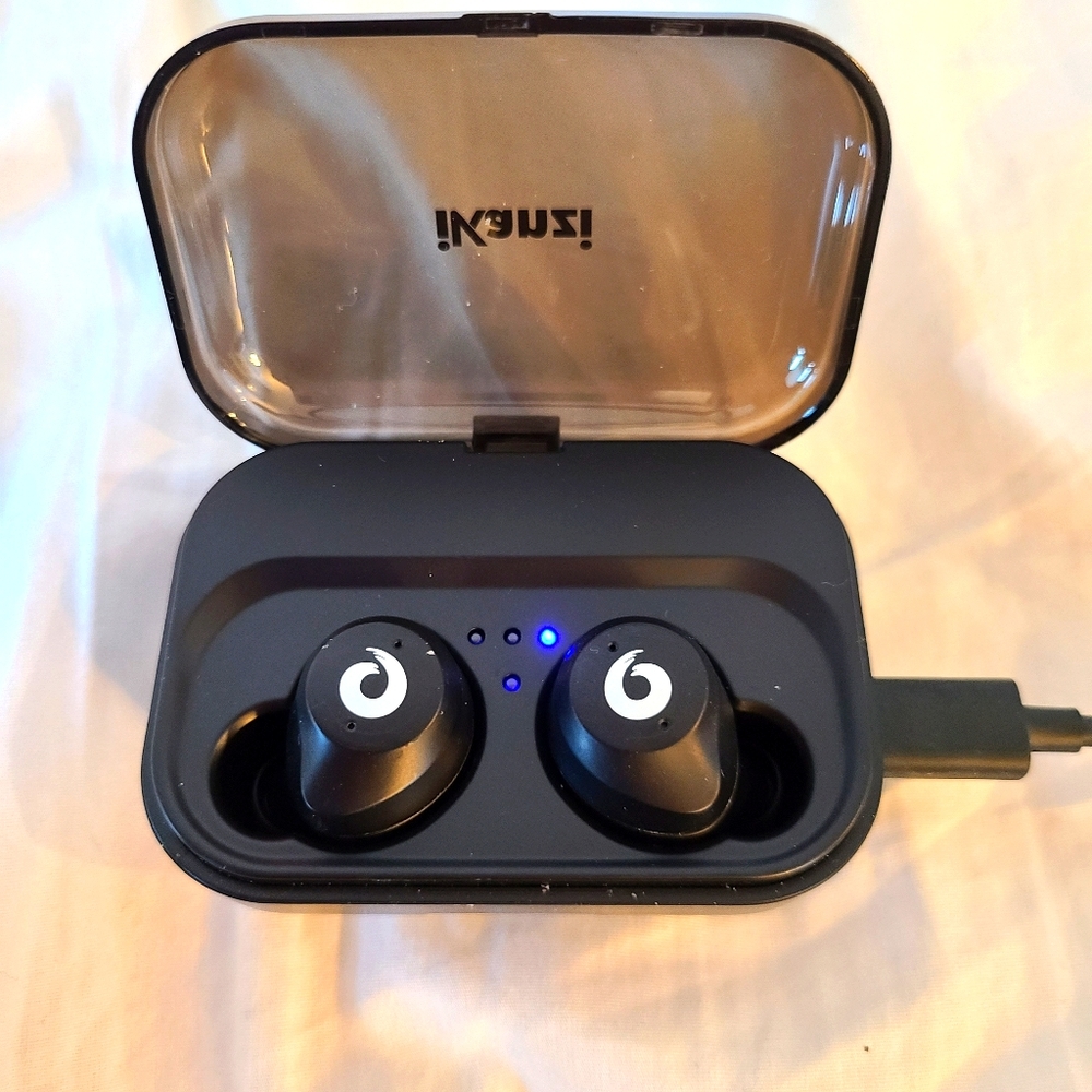 Wireless headsets